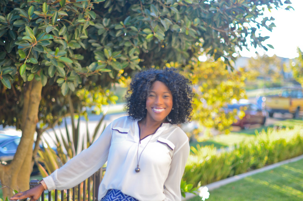blue and white with pop of color - thriftingdiva.co