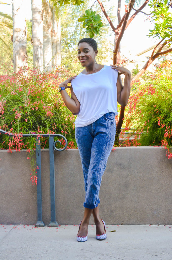 Kit and Ace cashmere tee & Kate Spade heels - Thrifting Diva