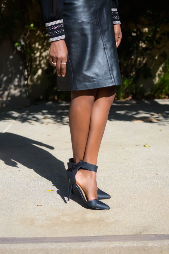 Wearing All Black - Thrifting Diva