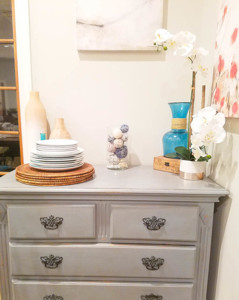 DIY Chalk Paint - www.thriftingdiva.co