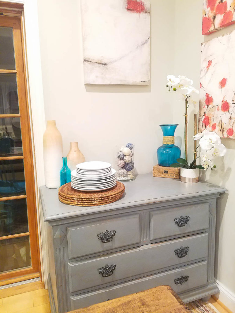 DIY Chalk Paint - www.thriftingdiva.co
