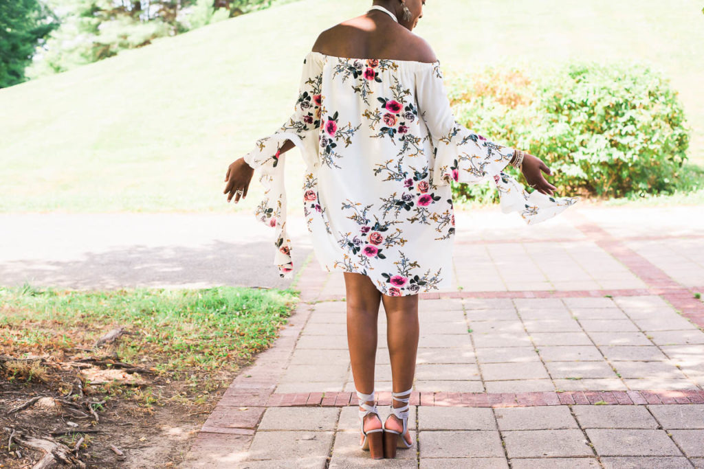 Wearing Skinny Belts - Thrifting Diva